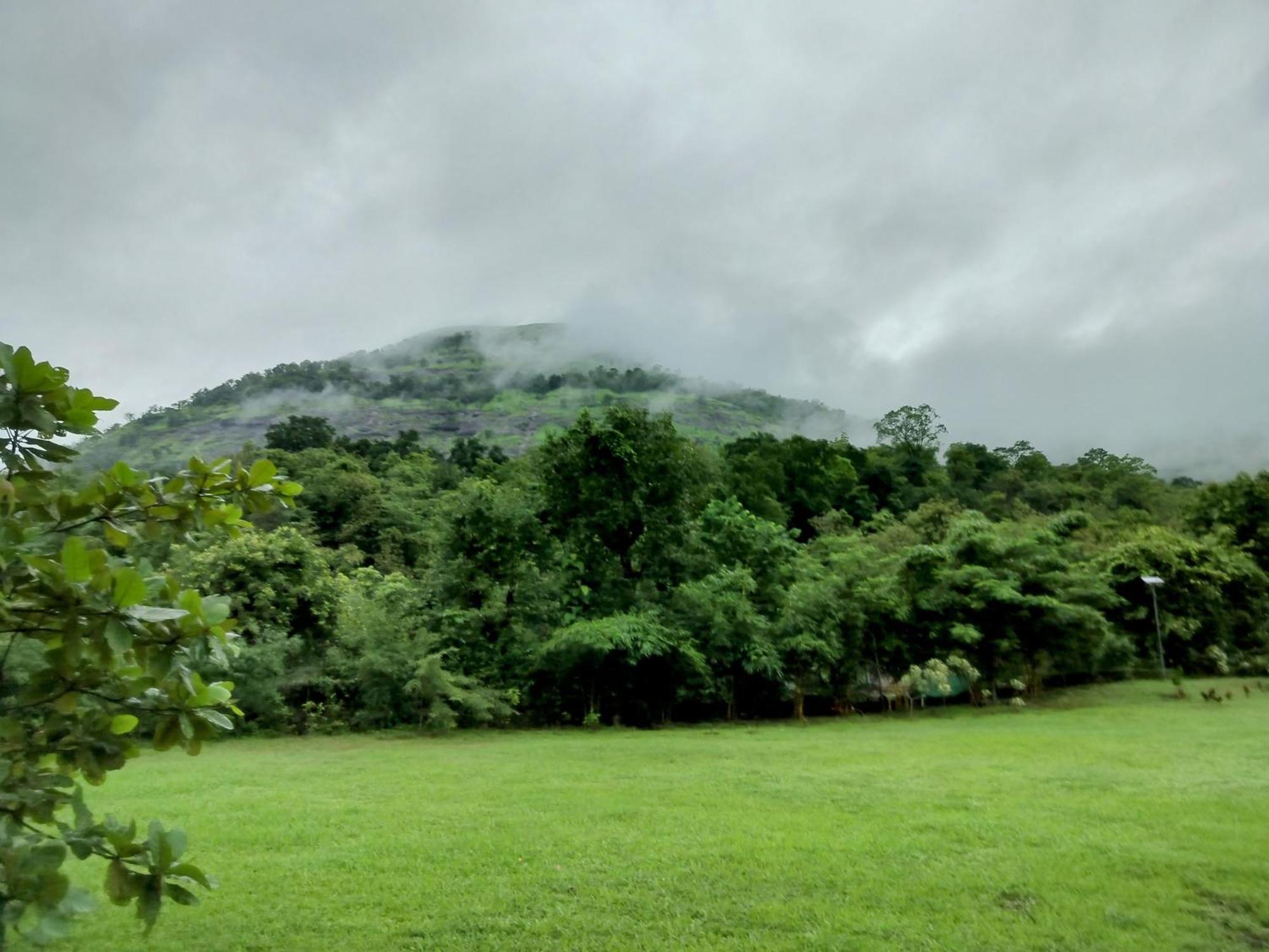 King'S Landing Villa Karjat Exterior foto